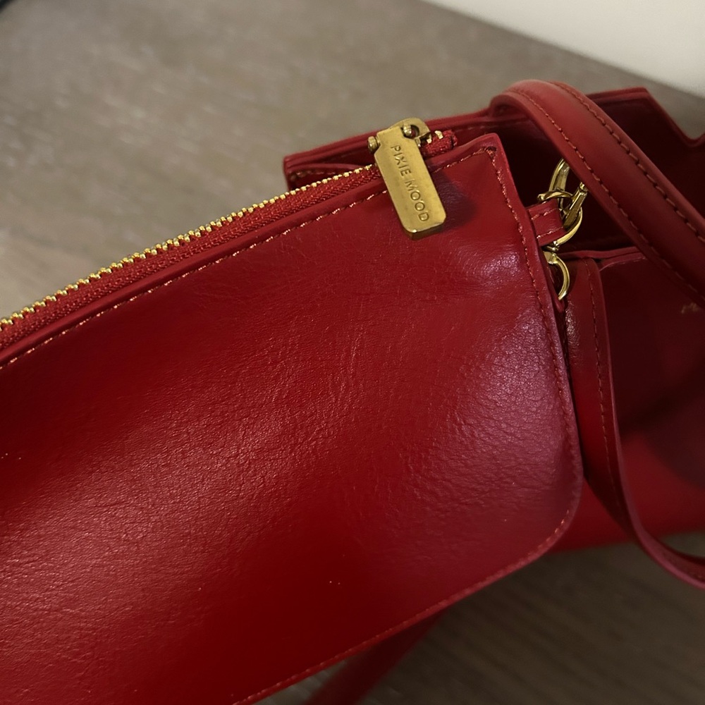 Pixie Mood AURORA Removable Wristlet, Vegan Leather Satchel, Wine color, EUC - Picture 5 of 12